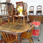 Kitchen table and Chairs 10/1